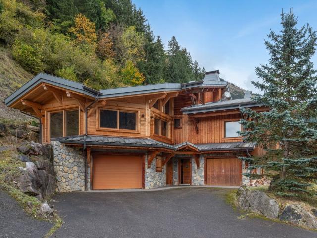 Maison, Châtel
