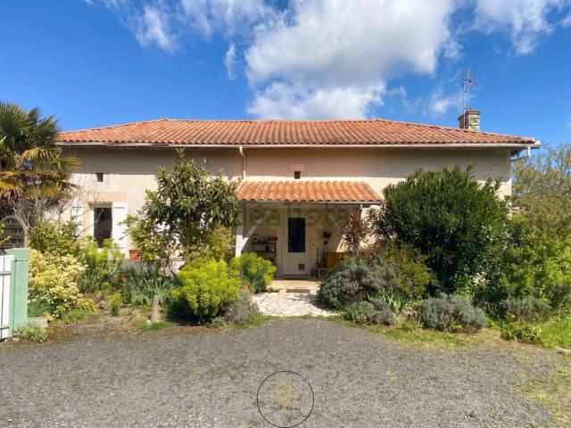 Maison, Châtignac