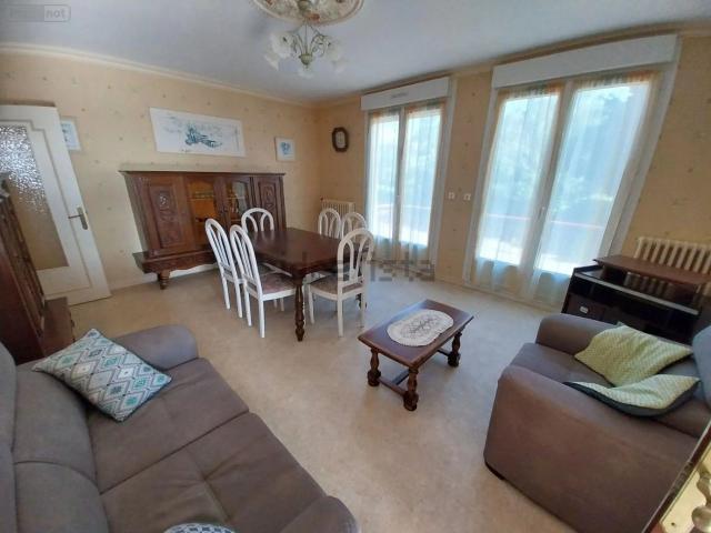 Maison, Châtillon en Vendelais