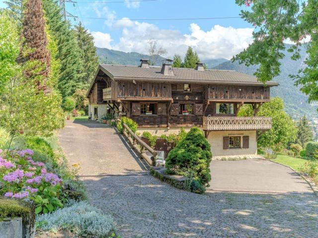 Maison, Châtillon sur Cluses