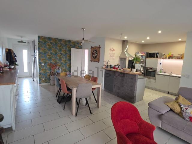 Maison, Chatuzange le Goubet