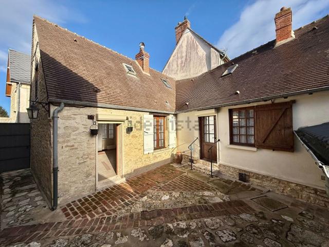 Maison, Chaumont en Vexin