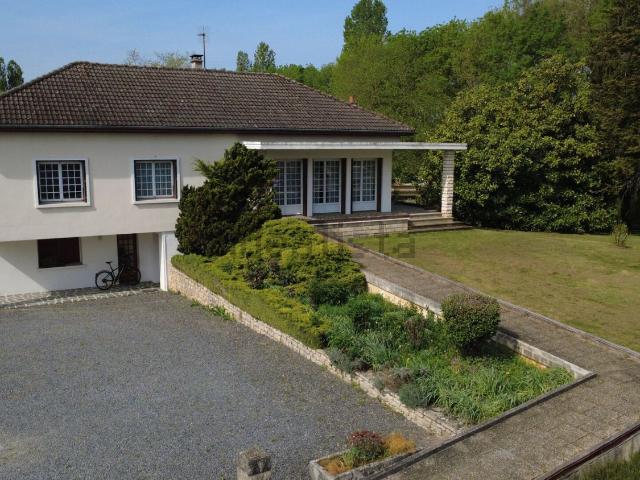 Maison, Chaunay