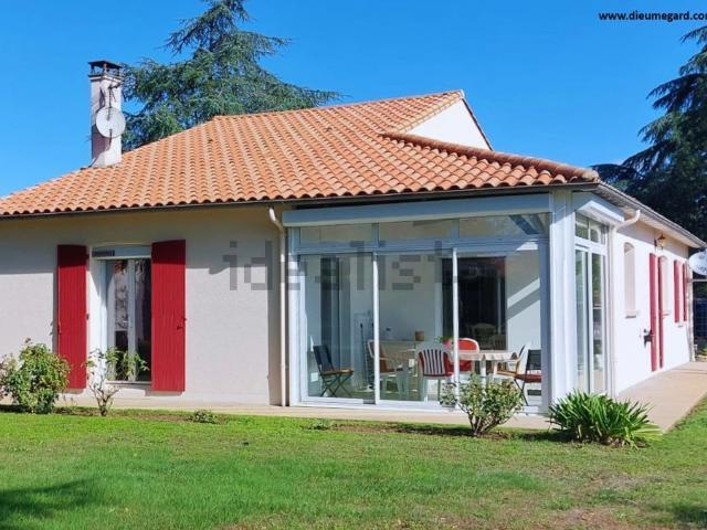 Maison, Chauray