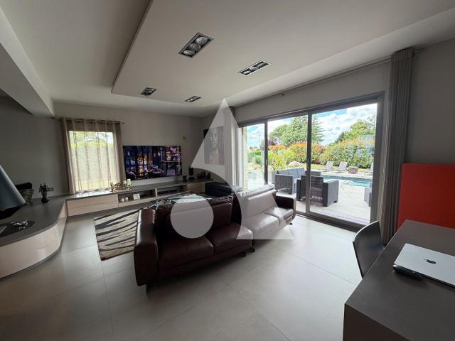 Maison Chauray 8 pièce s 186 m2