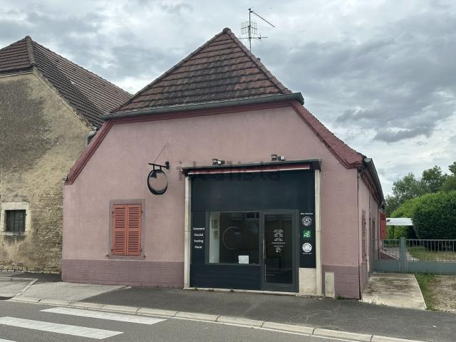 Maison, Chaussin