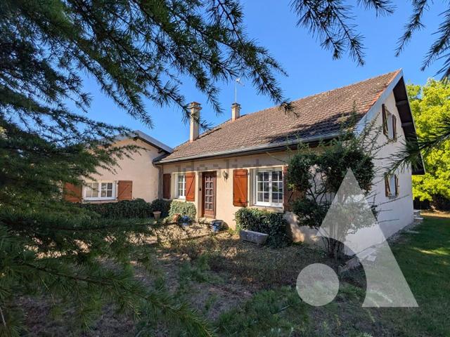 Maison, Chaussin