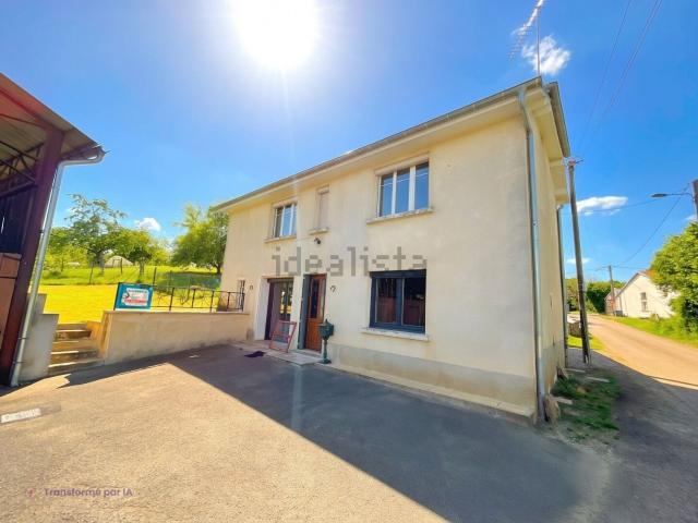 Maison, Chauvirey le Châtel
