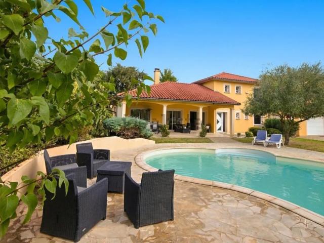 Maison, Chazay d&apos Azergues