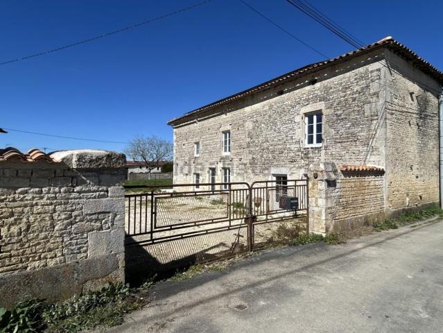 Maison, Chef Boutonne