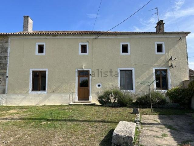 Maison, Chef Boutonne