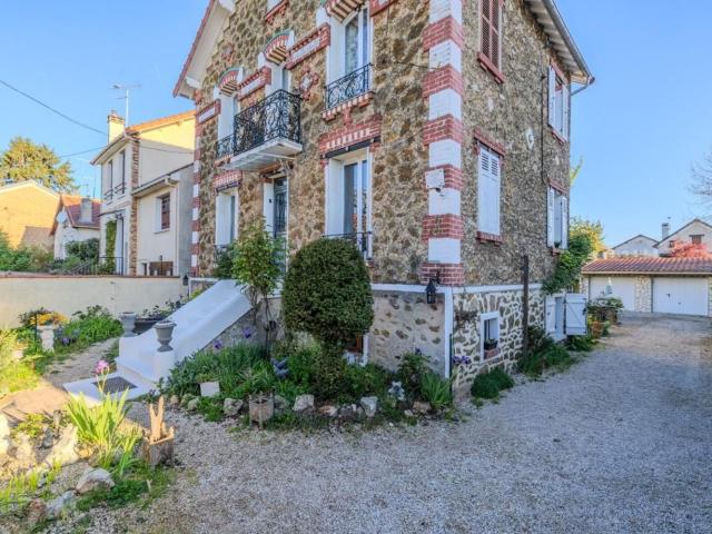Maison, Chelles