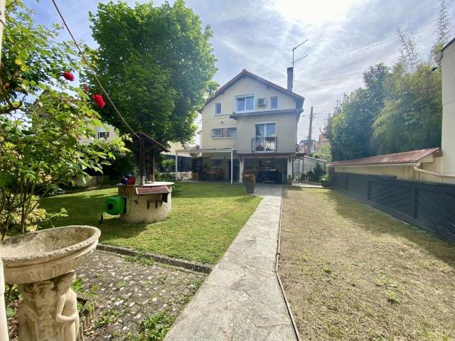 Maison, Chelles