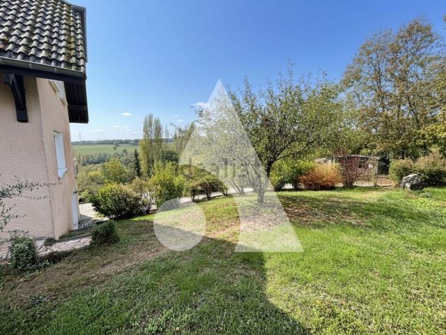 Maison, Chêne en Semine