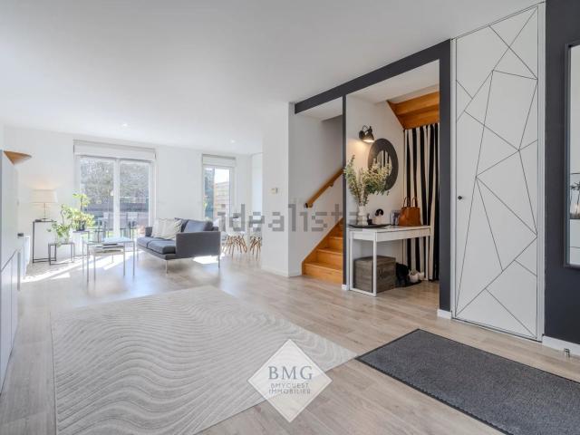 Maison, Chessy