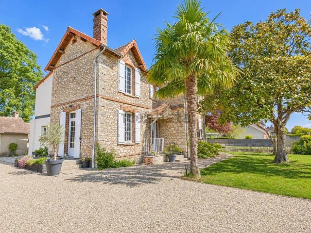 Maison, Chéroy