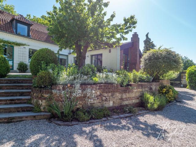 Maison, Chéreng