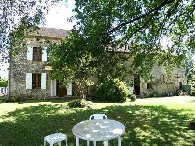 Maison, Cherveix Cubas