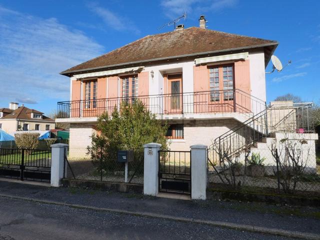Maison, Cherveix Cubas