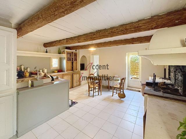 Maison Cheval Blanc 4 pièce s 118 m2 sur 457 m² de terrain 118m² Cheval Blanc