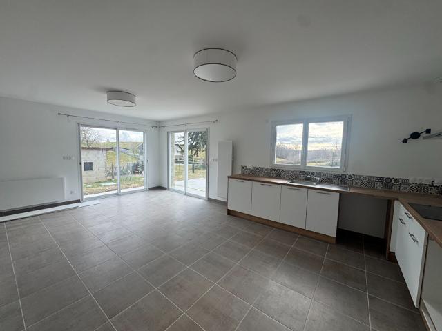 Maison Chezeneuve 4 pièce s 83 m2