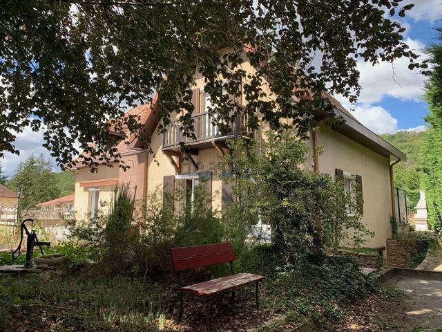 Maison, Chozeau