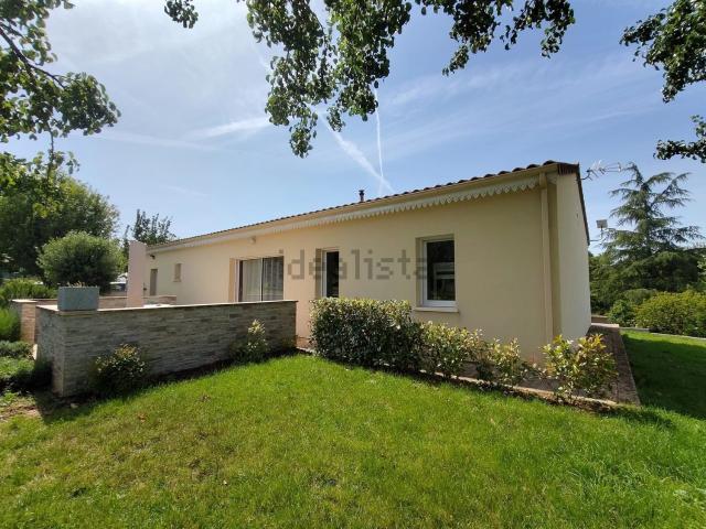 Maison, Civaux