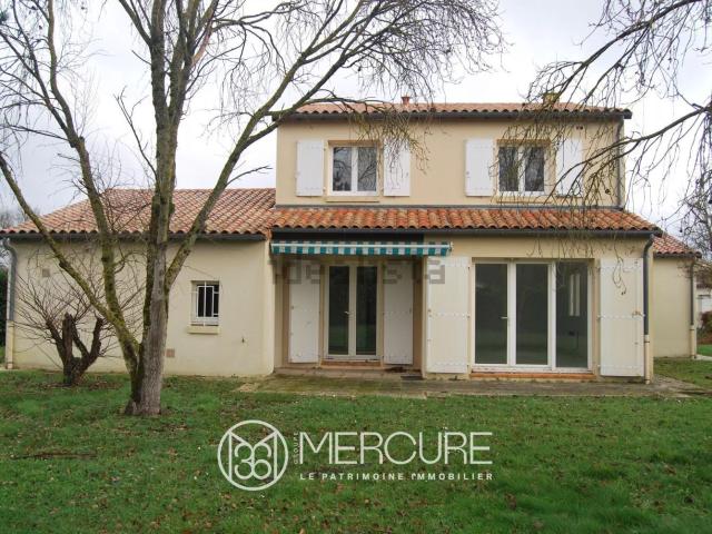 Maison, Civaux