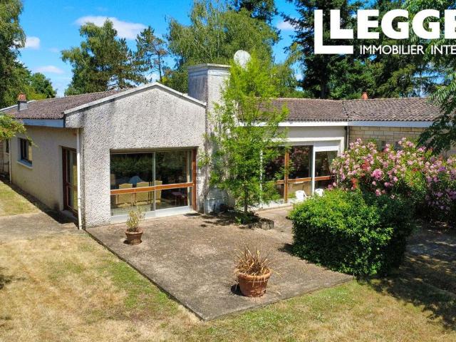 Maison, Civray