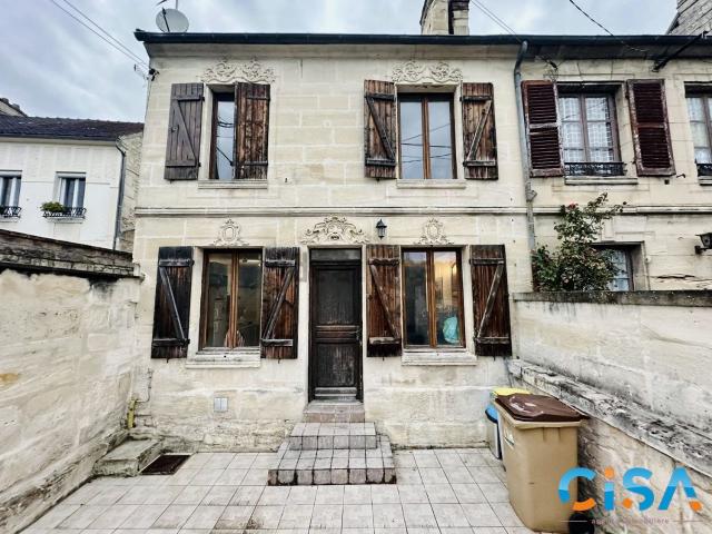 Maison, Cires lès Mello