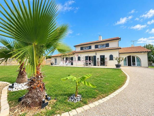 Maison, Cissé