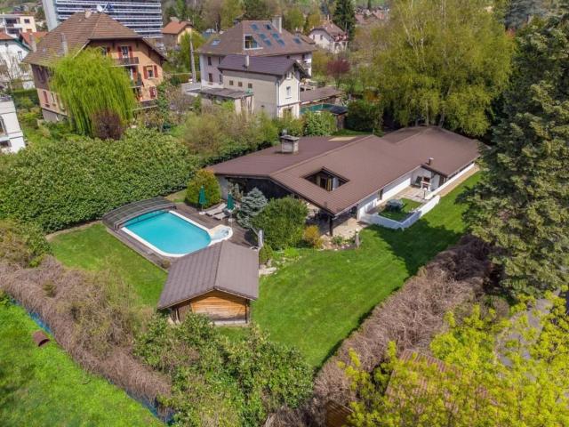 Maison, Cluses