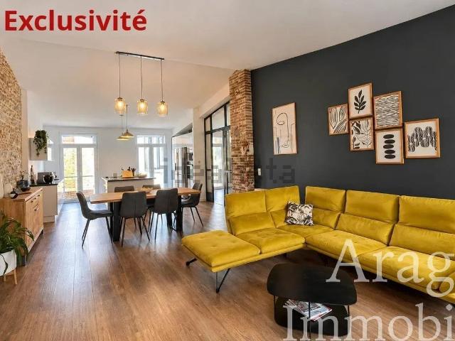 Maison, Claira