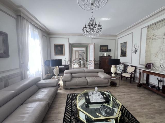 Maison, Clairac