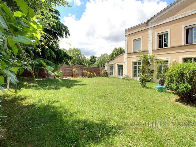 Maison Clamart 9 pièce s 288 m2