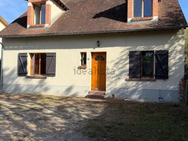Maison, Clémont