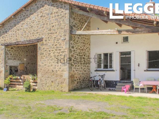 Maison, Clessé