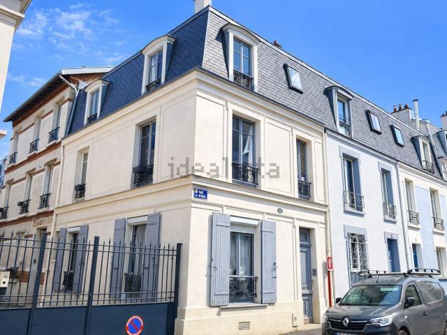 Maison, Clichy