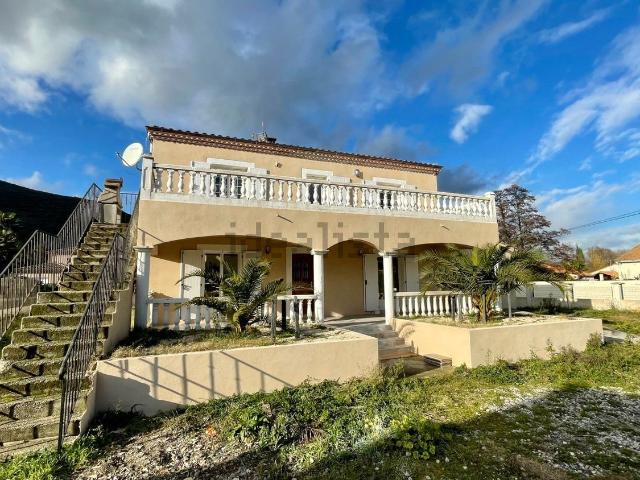 Maison, Cruas