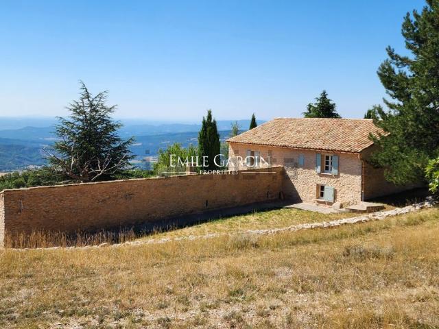 Maison, Cruis