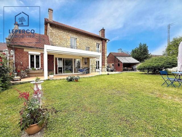Maison, Crépy en Valois