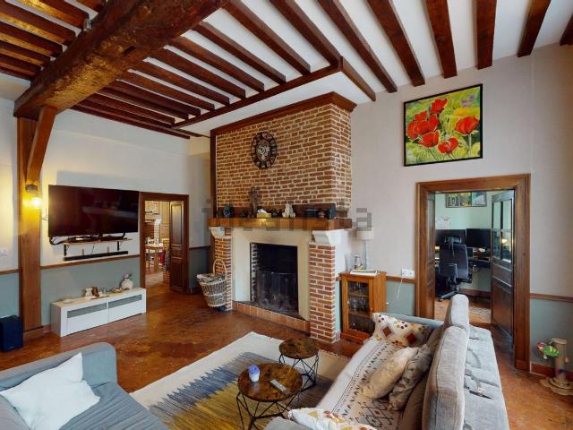 Maison, Crillon