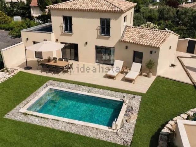 Maison, Crillon le Brave