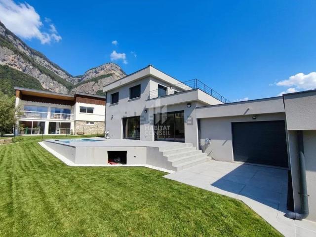Maison, Crolles