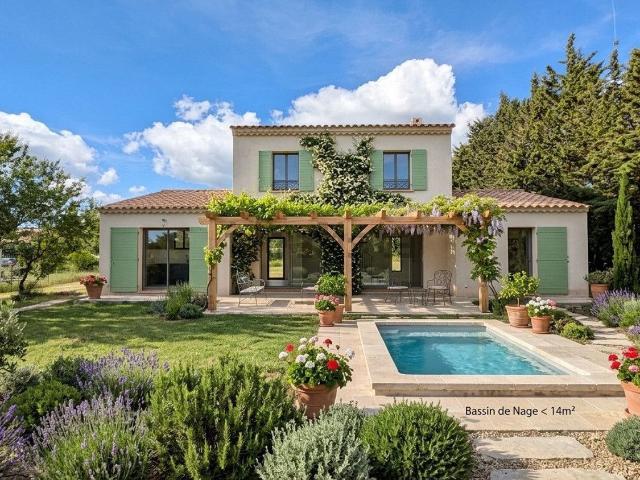 Maison, Cucuron