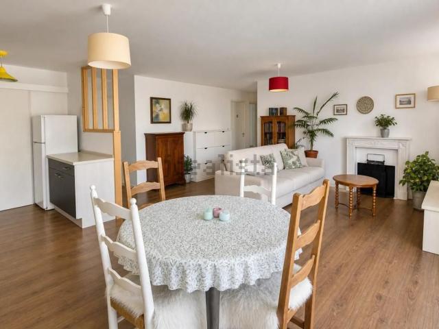 Maison, Cudos