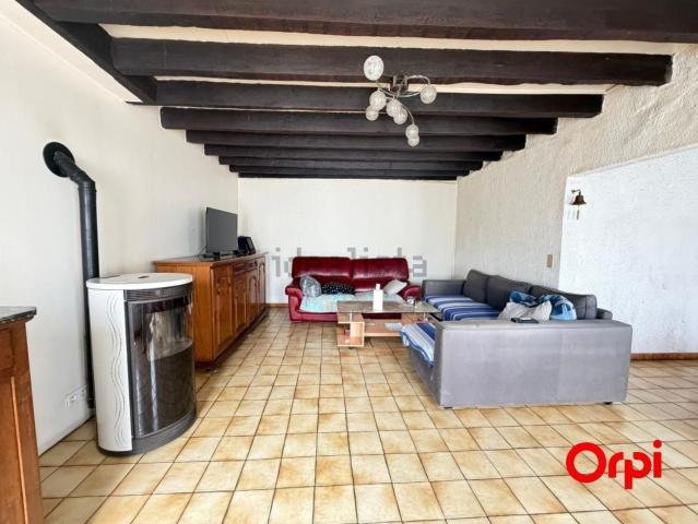 Maison, Cuiry Housse