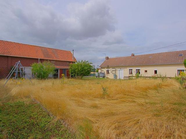Maison, Curchy