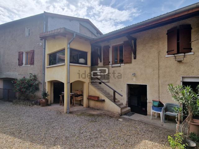 Maison, Curis au Mont d&apos Or