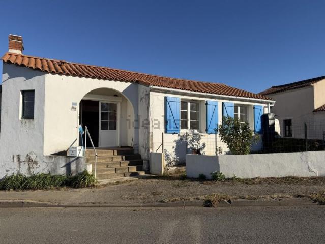 Maison, Curzon